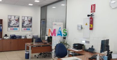 Adeslas Melilla oficina local